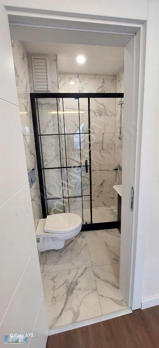 Mehmethan Emlaktan Sıfır Bina Yokuşsuz Cadde Yakın Boşş - Görsel 11