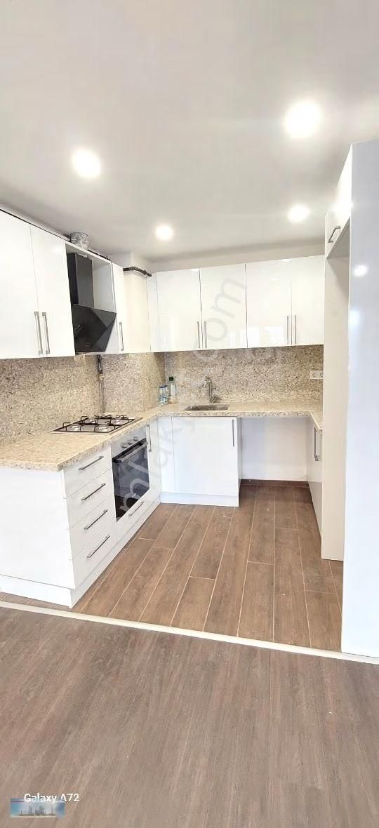 Mehmethan Emlaktan Sıfır Bina Yokuşsuz Cadde Yakın Boşş - Görsel 12