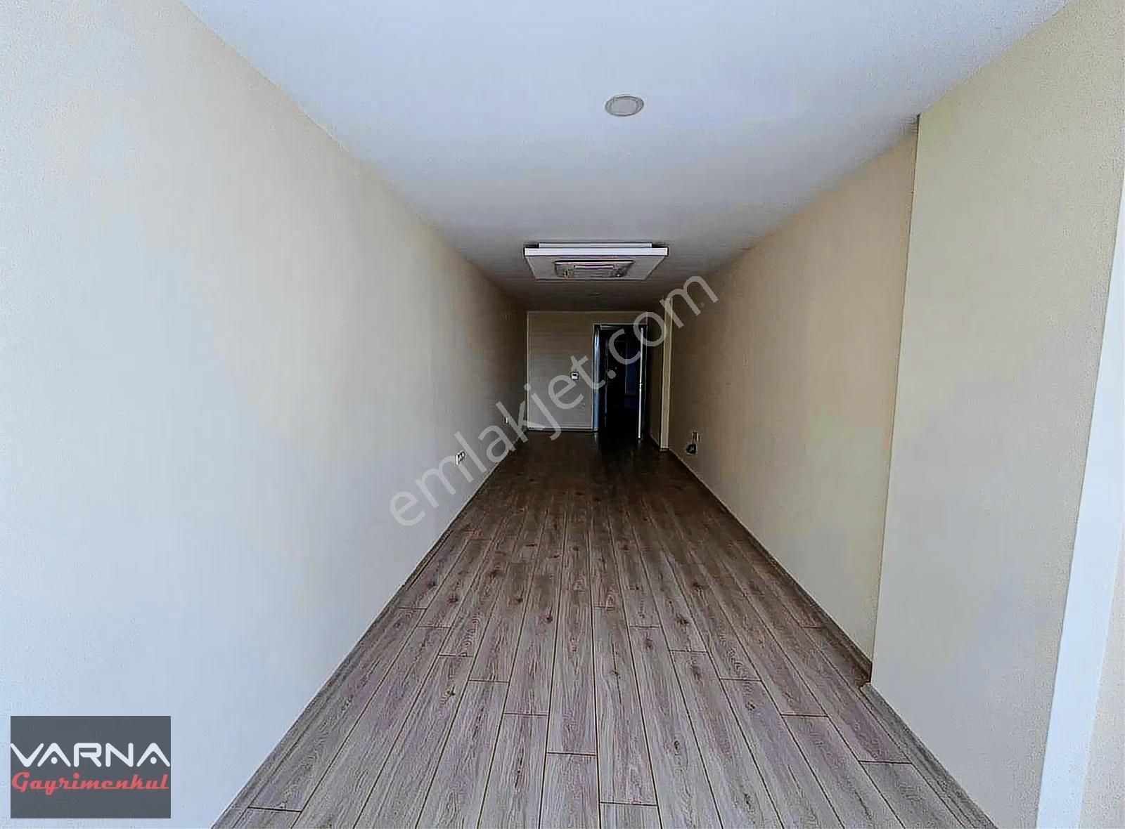 Menderes Atatürk Cad. Kiralık Asansörlü Ara Kat 80 M2 1+1 Daire - Görsel 13