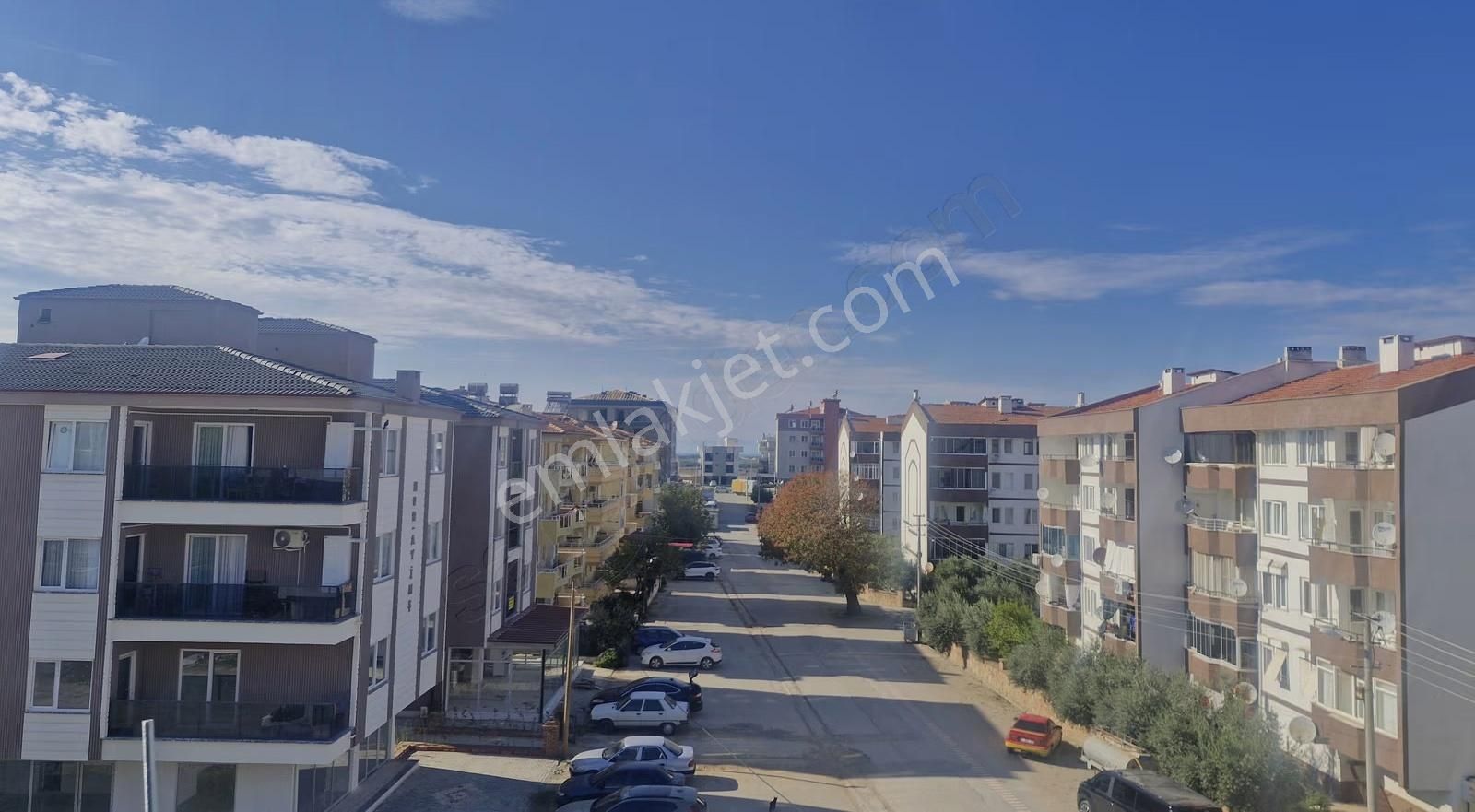 Gömeç Yaya Mah.çarşı Merkezde Önü Kapanmaz Manzaralı 1+1