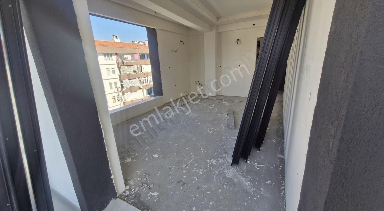 Gömeç Yaya Mah.çarşı Merkezde Önü Kapanmaz Manzaralı 1+1 - Görsel 15