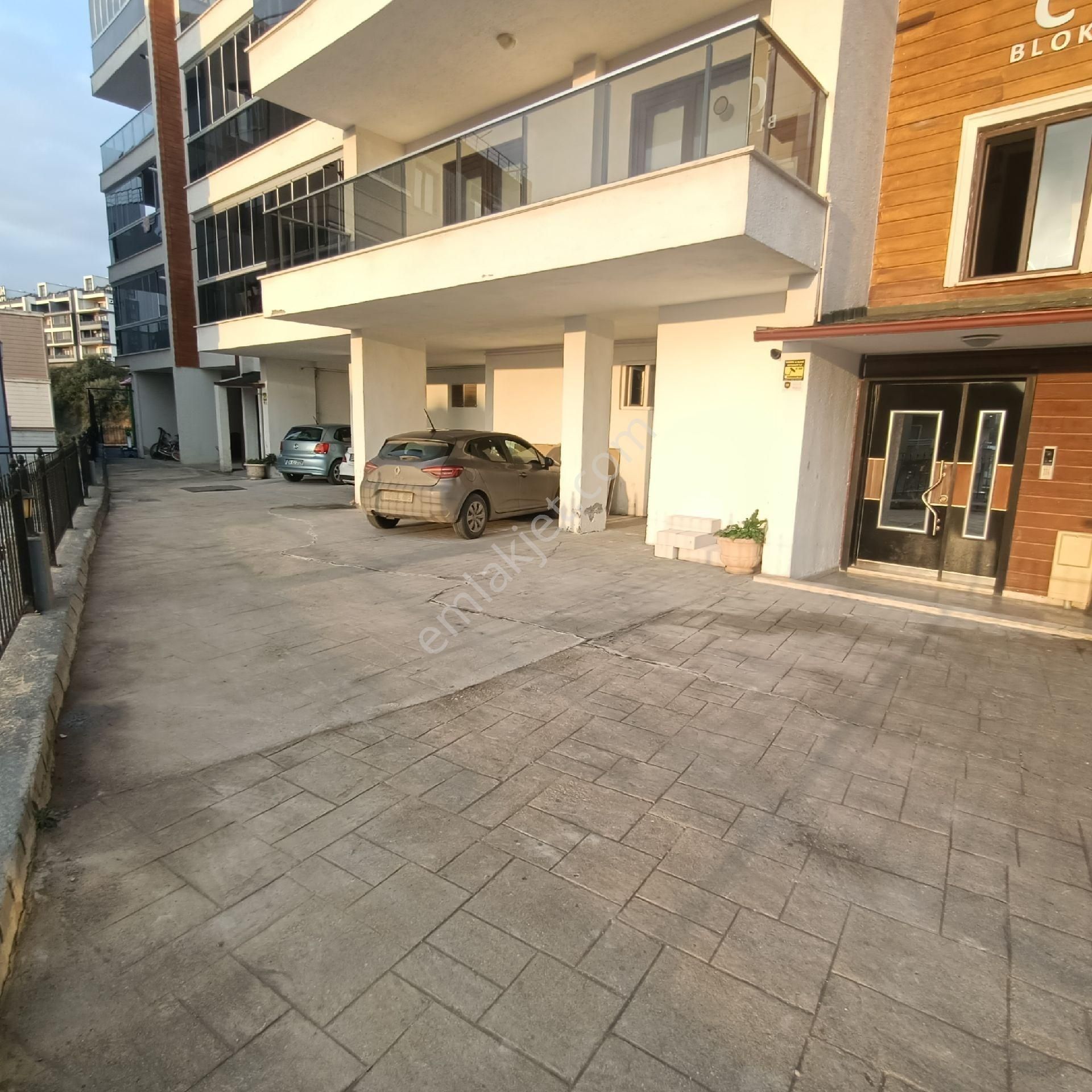 Ena Group Bursa Mudanya Güzelyalı Burgaz'da 3+1 Manzaralı 3+1 Satılık