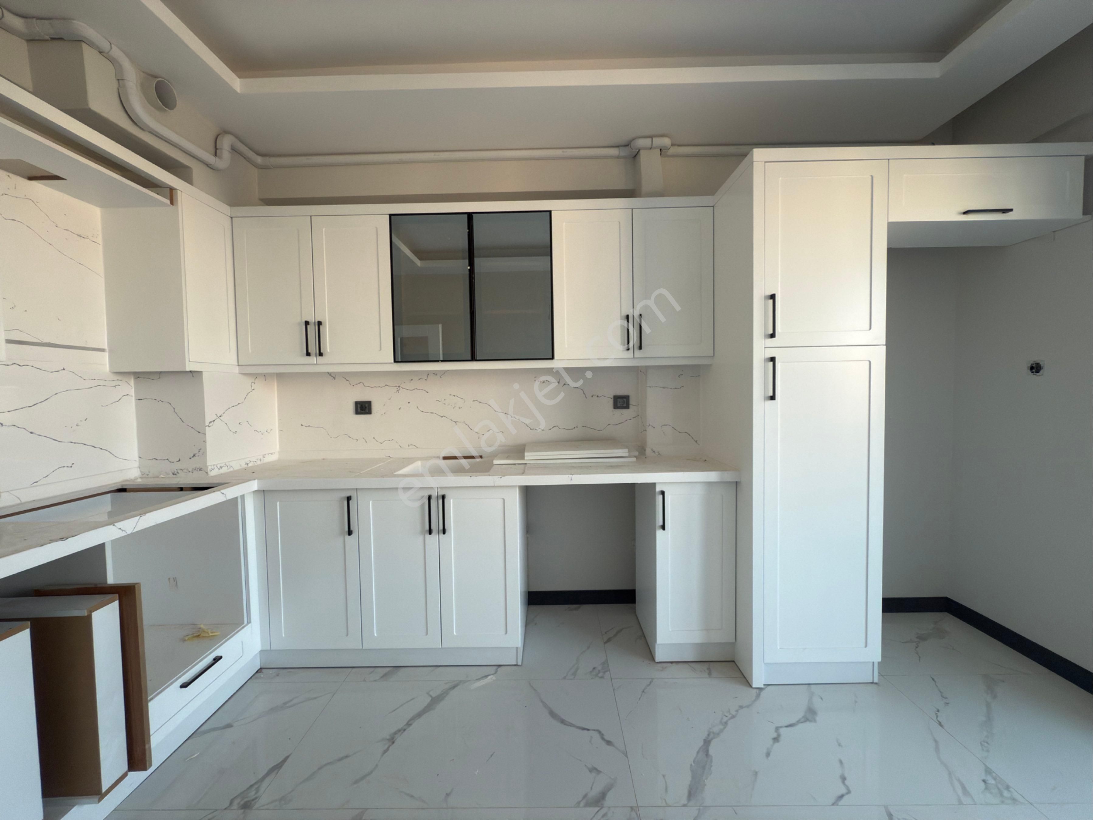 Efendi Mh.3+1,130m2 Özel Otopark,e.banyo,cam Balkonlu Lüks Daire - Görsel 12