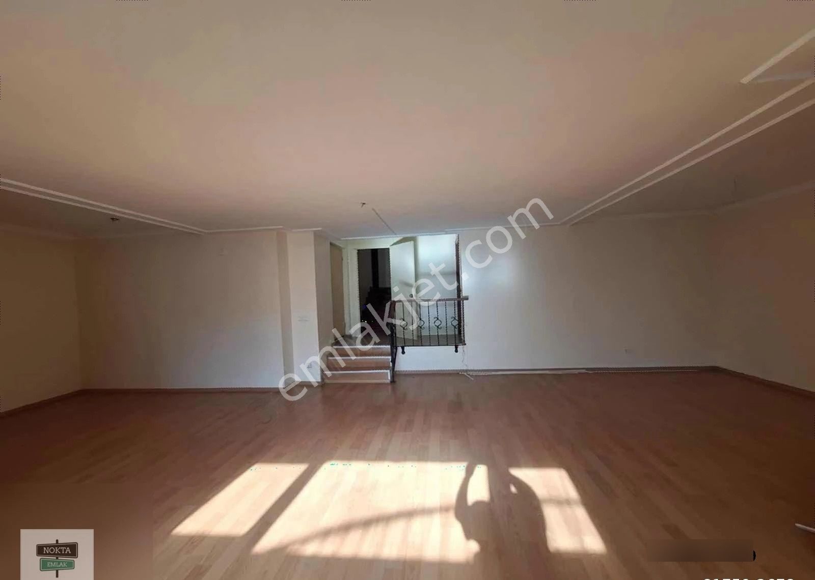 Nokta'dan Zekeriyaköy Merkezde Tam Müstakil Özel Havuzlu Villa - Görsel 8