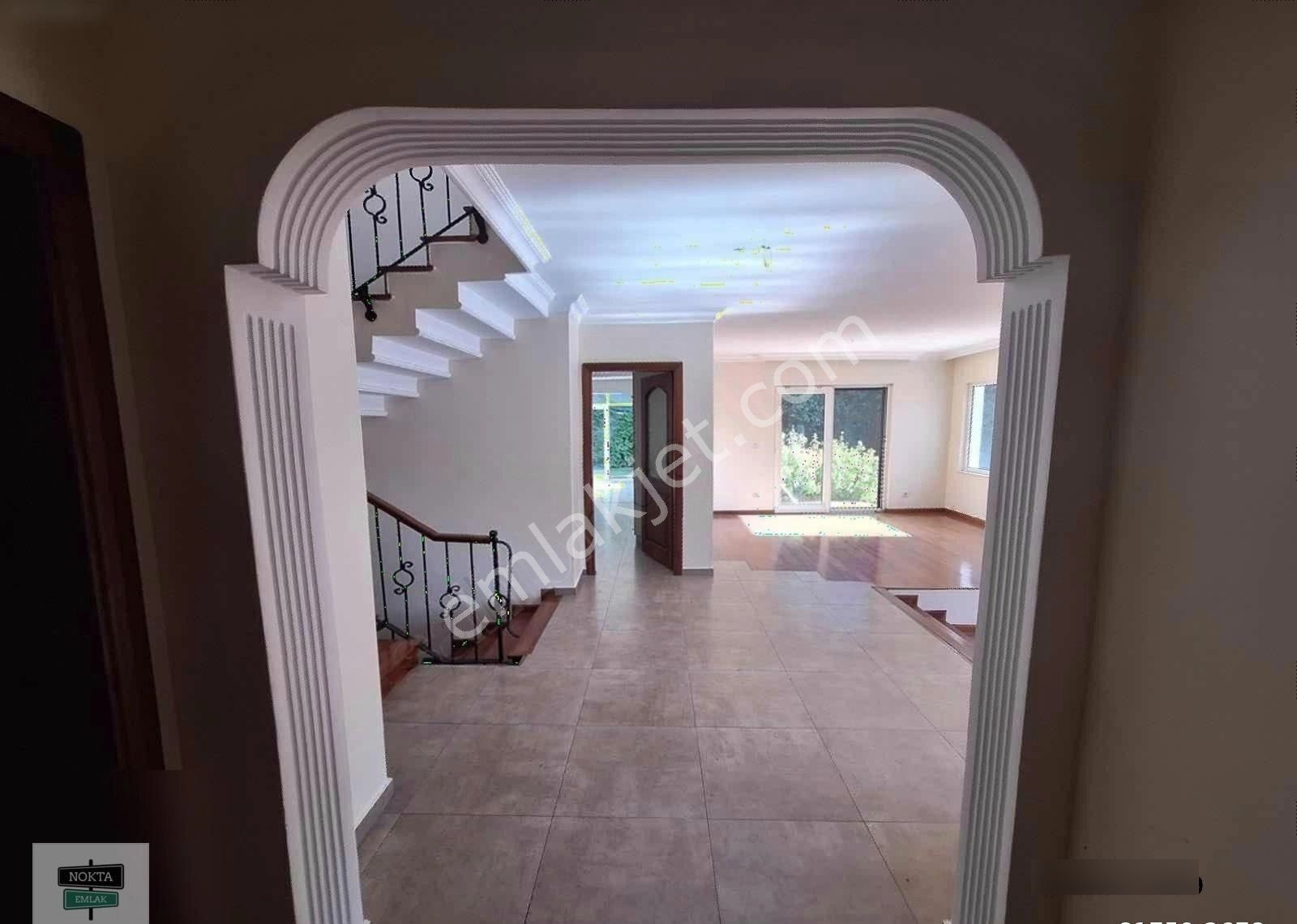 Nokta'dan Zekeriyaköy Merkezde Tam Müstakil Özel Havuzlu Villa - Görsel 11