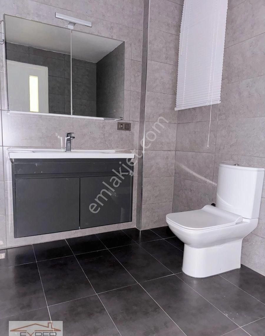 Hüsrev Gerede Caddesi Baş Kısmı Sağ Kolda 180m2 Kupon Kat - Görsel 3