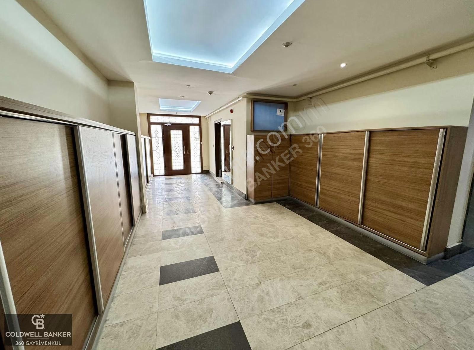 Bornova Çamdibinde Geniş Ve Konforlu Satılık 3+1 Daire - Görsel 35