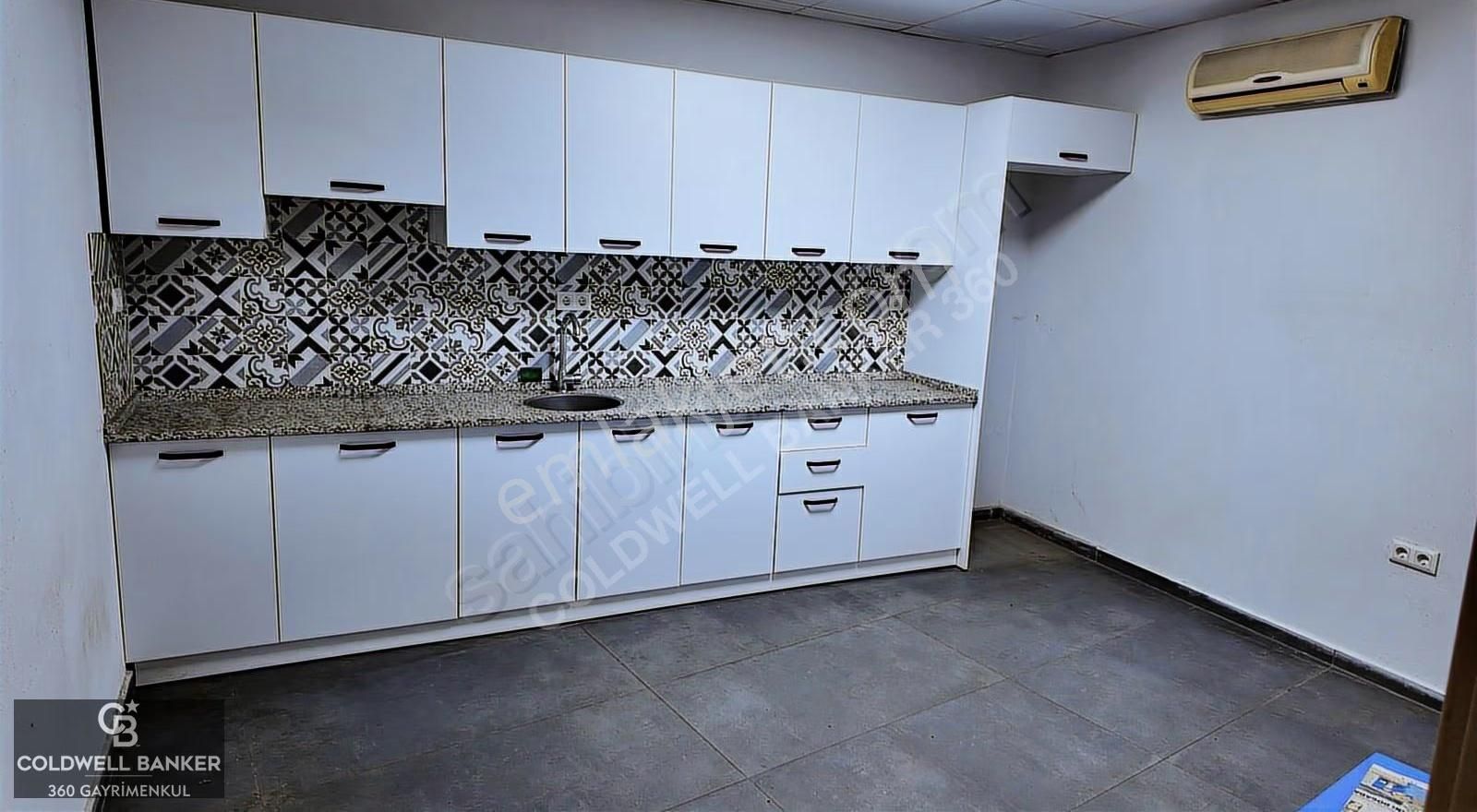 Kemalpaşa Osb Merkezde 370m² Hazır Ofisli Kiralık 1500m² Depo - Görsel 28