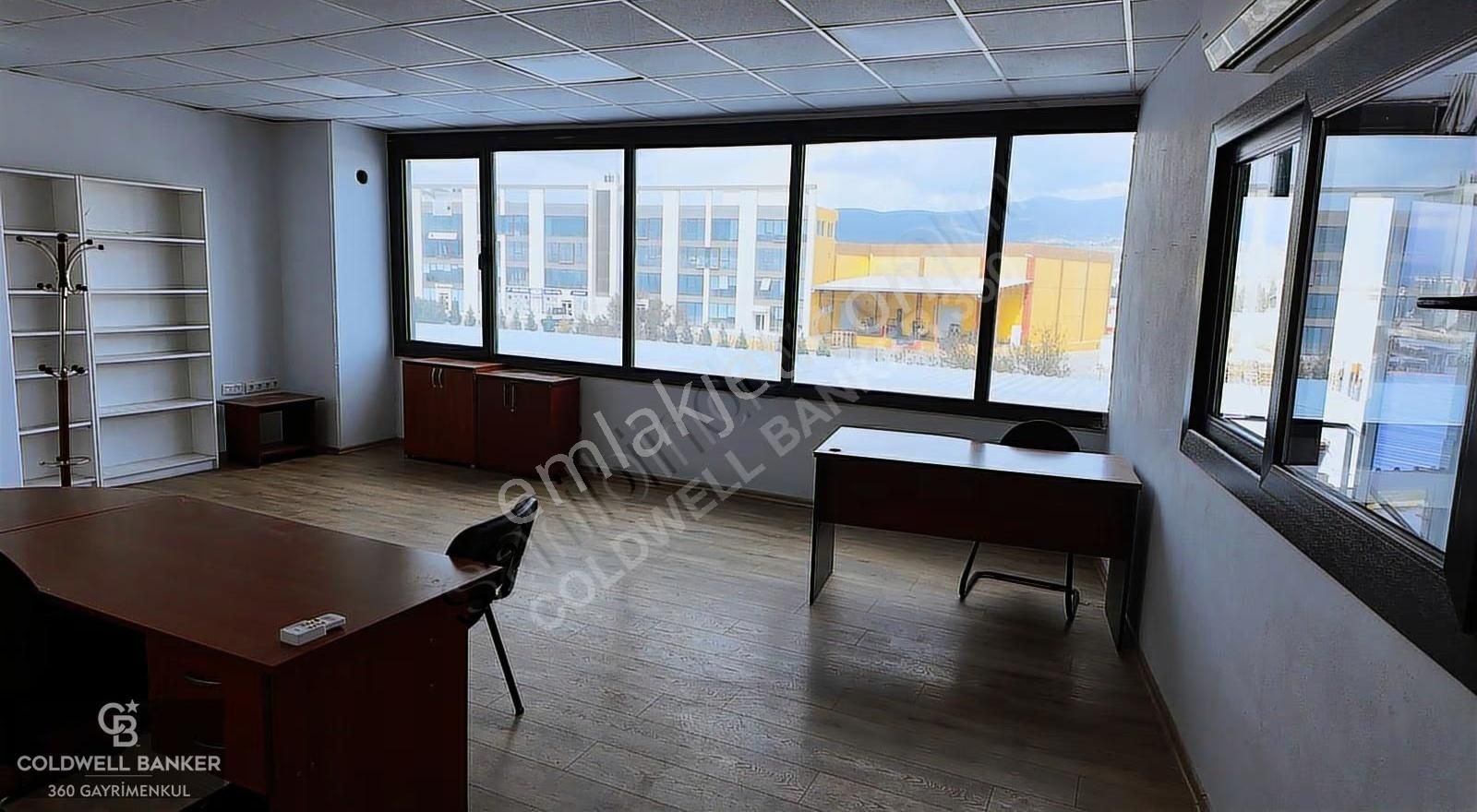 Kemalpaşa Osb Merkezde 370m² Hazır Ofisli Kiralık 1500m² Depo - Görsel 27