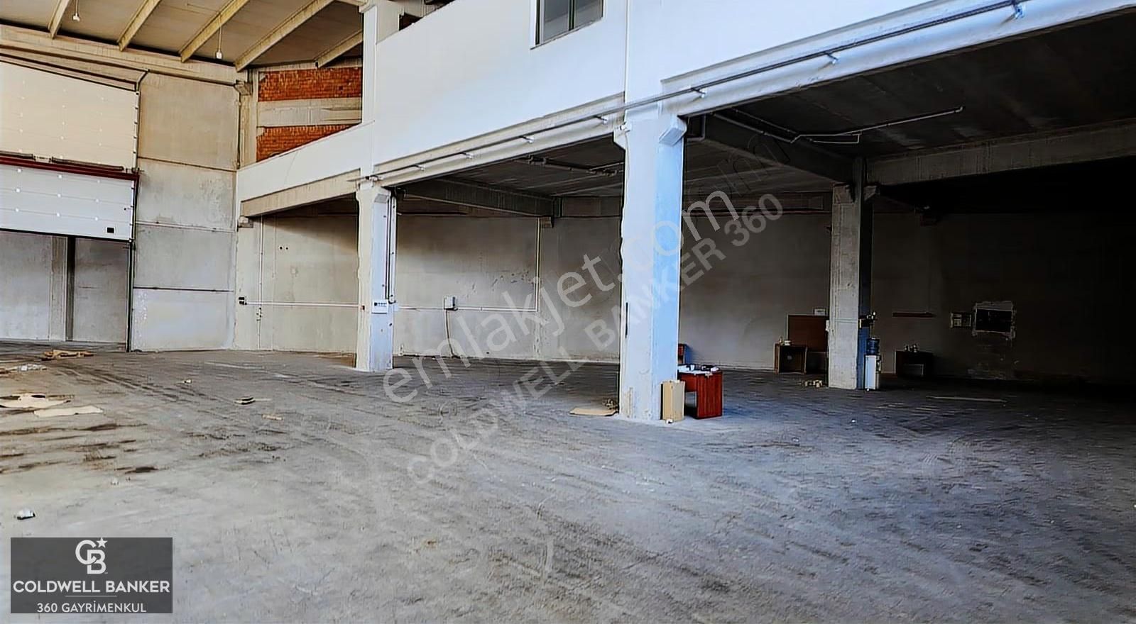 Kemalpaşa Osb Merkezde 370m² Hazır Ofisli Kiralık 1500m² Depo - Görsel 30