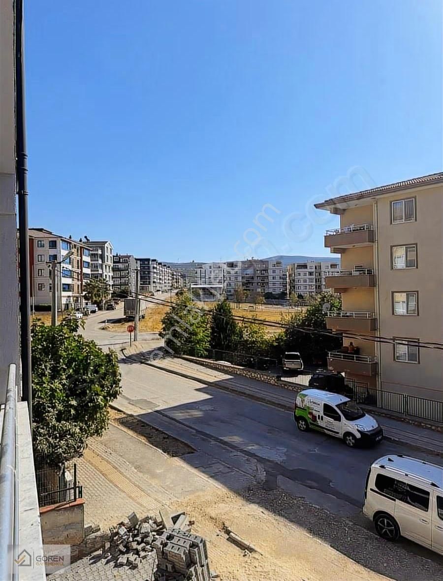 Sıfır Cadde Üstü Ara Kat 2+1 Daire Gören Gayrimenkul'den - Görsel 6