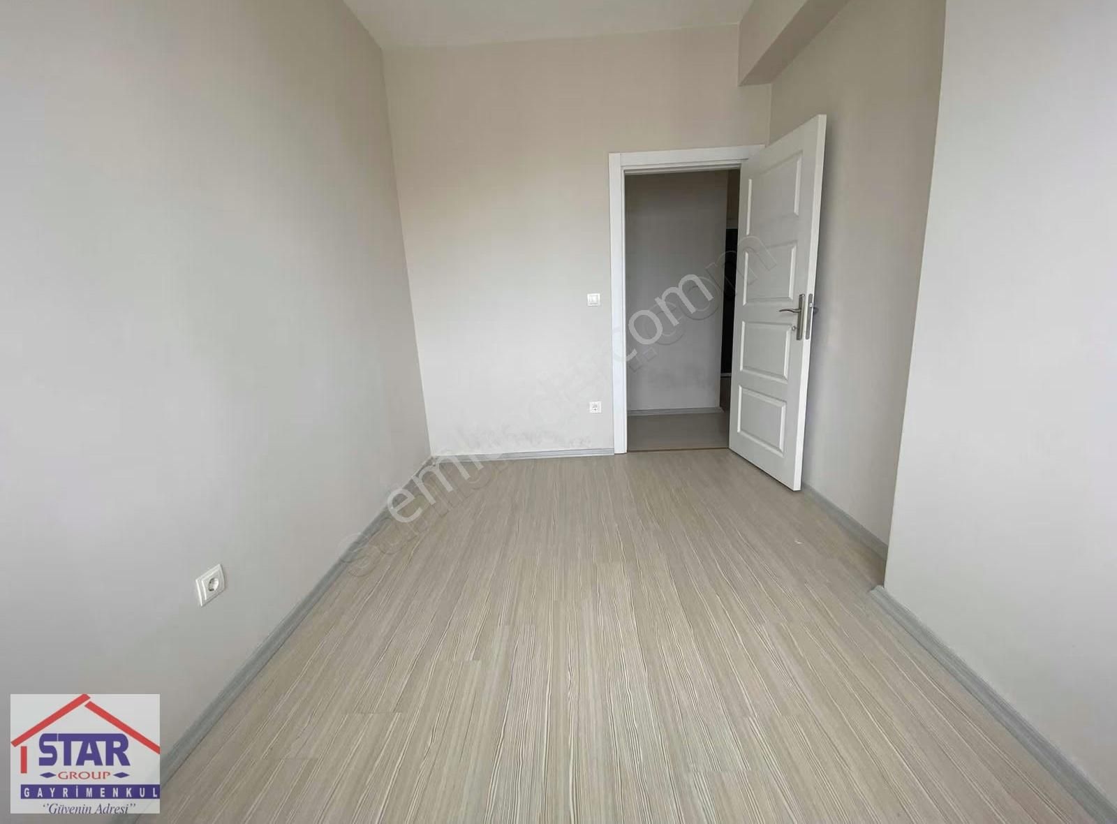 Metrobüse Yürüme 12 Dk Aile Sitesi İçerisinde 165m2 3+1 - Görsel 14