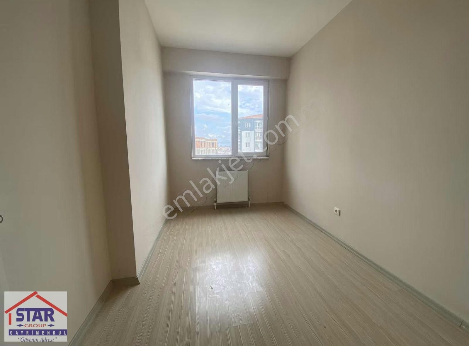 Metrobüse Yürüme 12 Dk Aile Sitesi İçerisinde 165m2 3+1 - Görsel 9