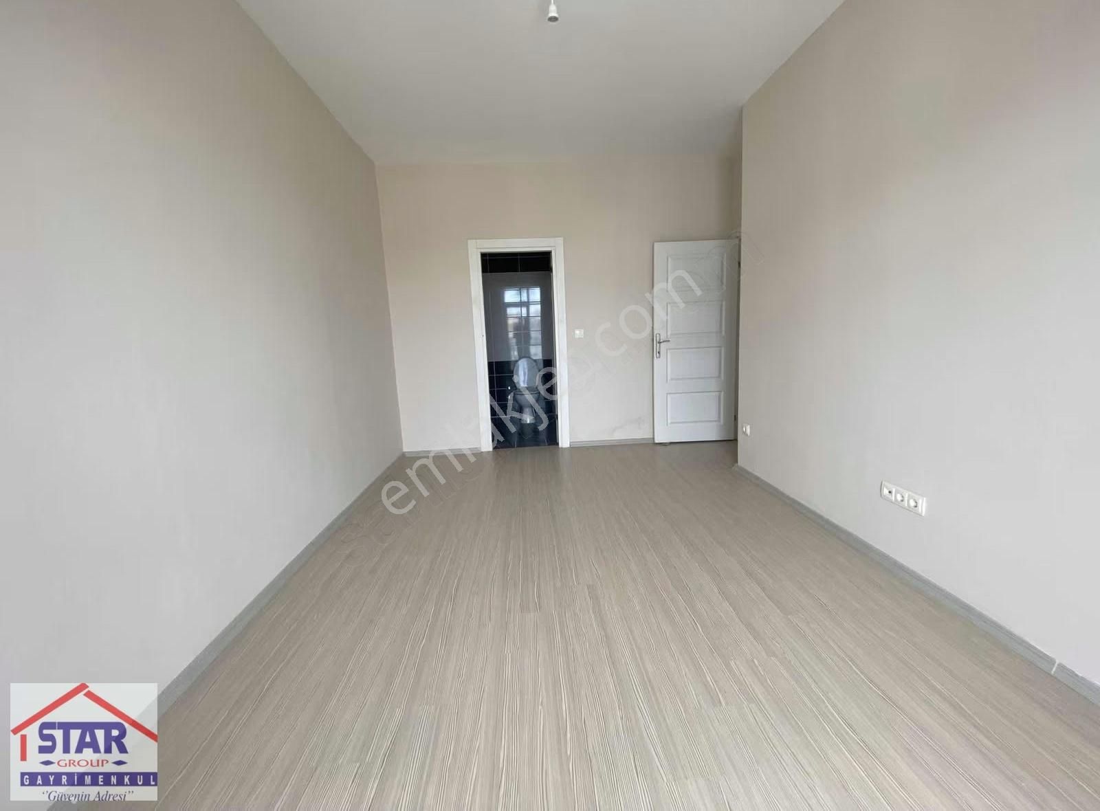 Metrobüse Yürüme 12 Dk Aile Sitesi İçerisinde 165m2 3+1 - Görsel 10