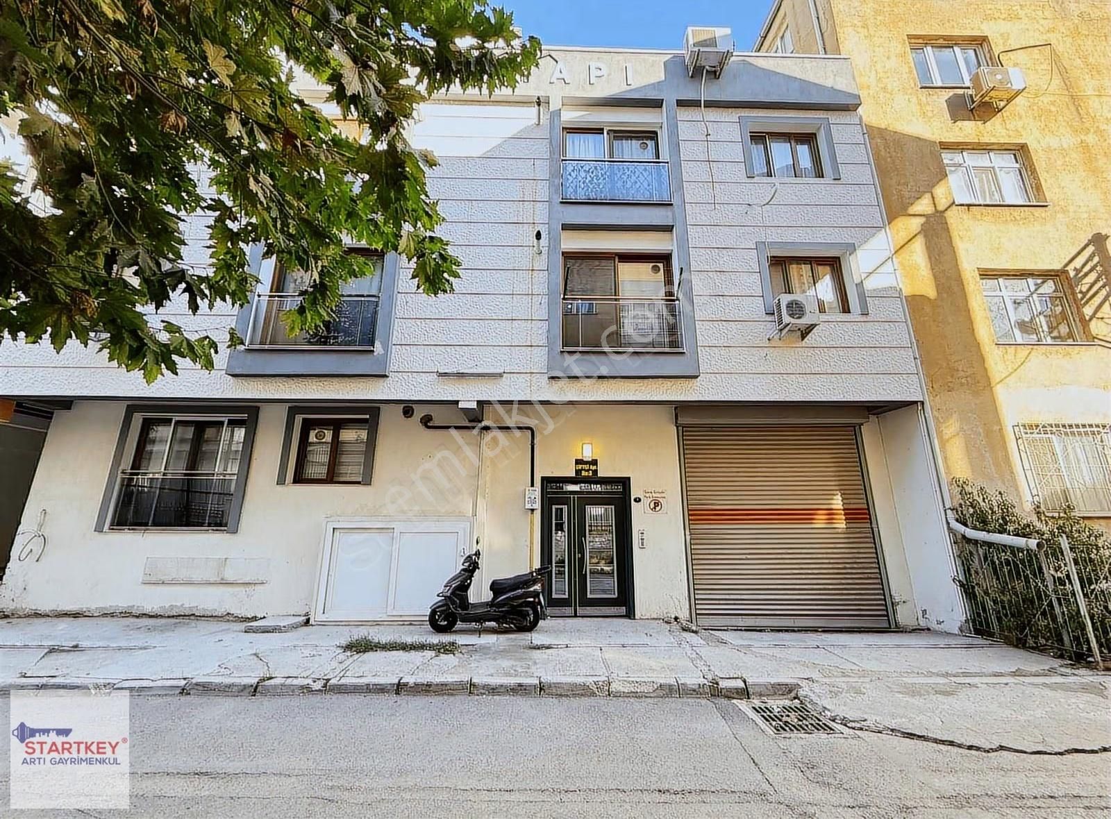 Çiğli Katip Çelebi Üniversite Yakını Merkezi 1+1 Satılık Daire - Görsel 32