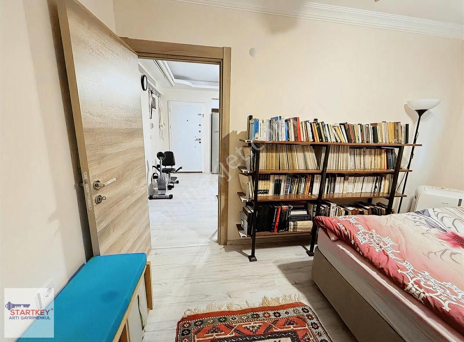 Çiğli Katip Çelebi Üniversite Yakını Merkezi 1+1 Satılık Daire - Görsel 3