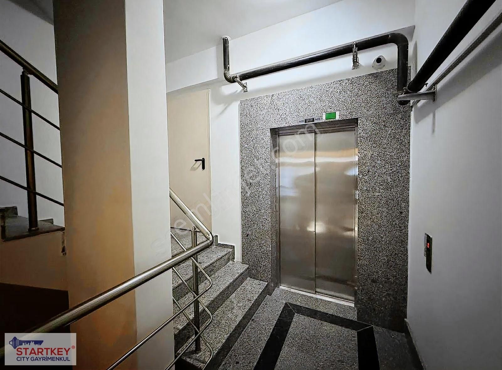 Karşıyaka Girne Bulvarında Satılık 4+1 Daire - Görsel 21