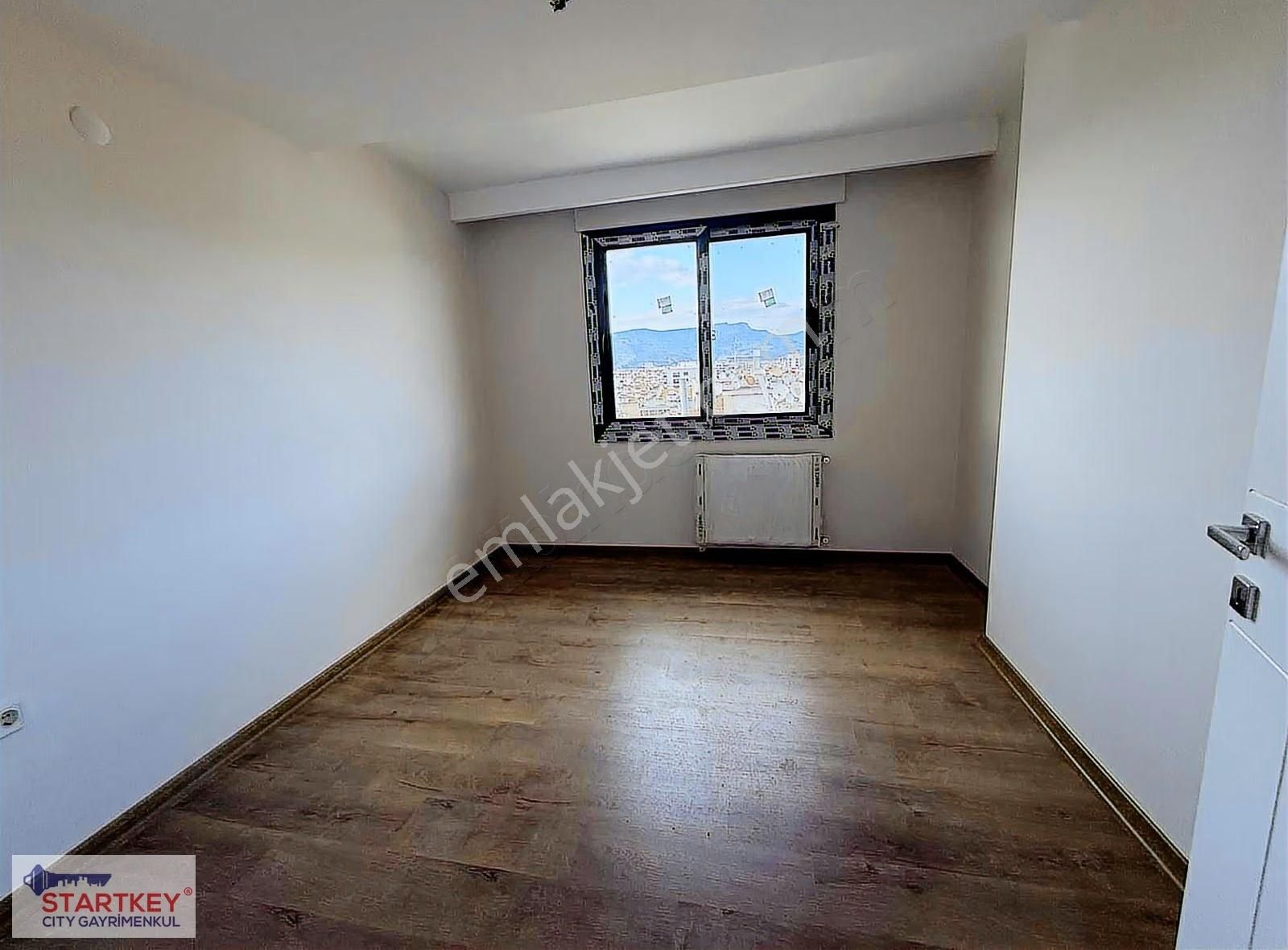 Karşıyaka Girne Bulvarında Satılık 4+1 Daire - Görsel 6