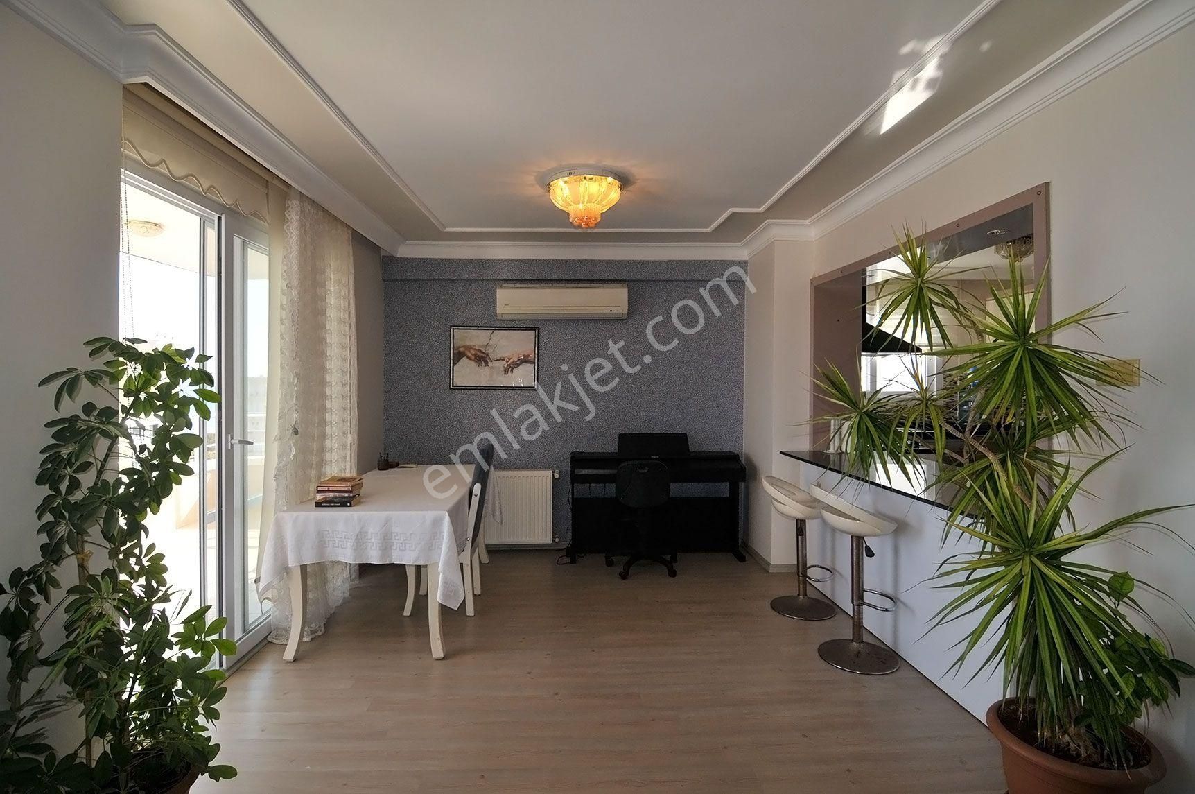 Tece'de Denize Sıfır Sitede Havuzlu Geniş Teraslı 4+1 Dubleks - Görsel 7