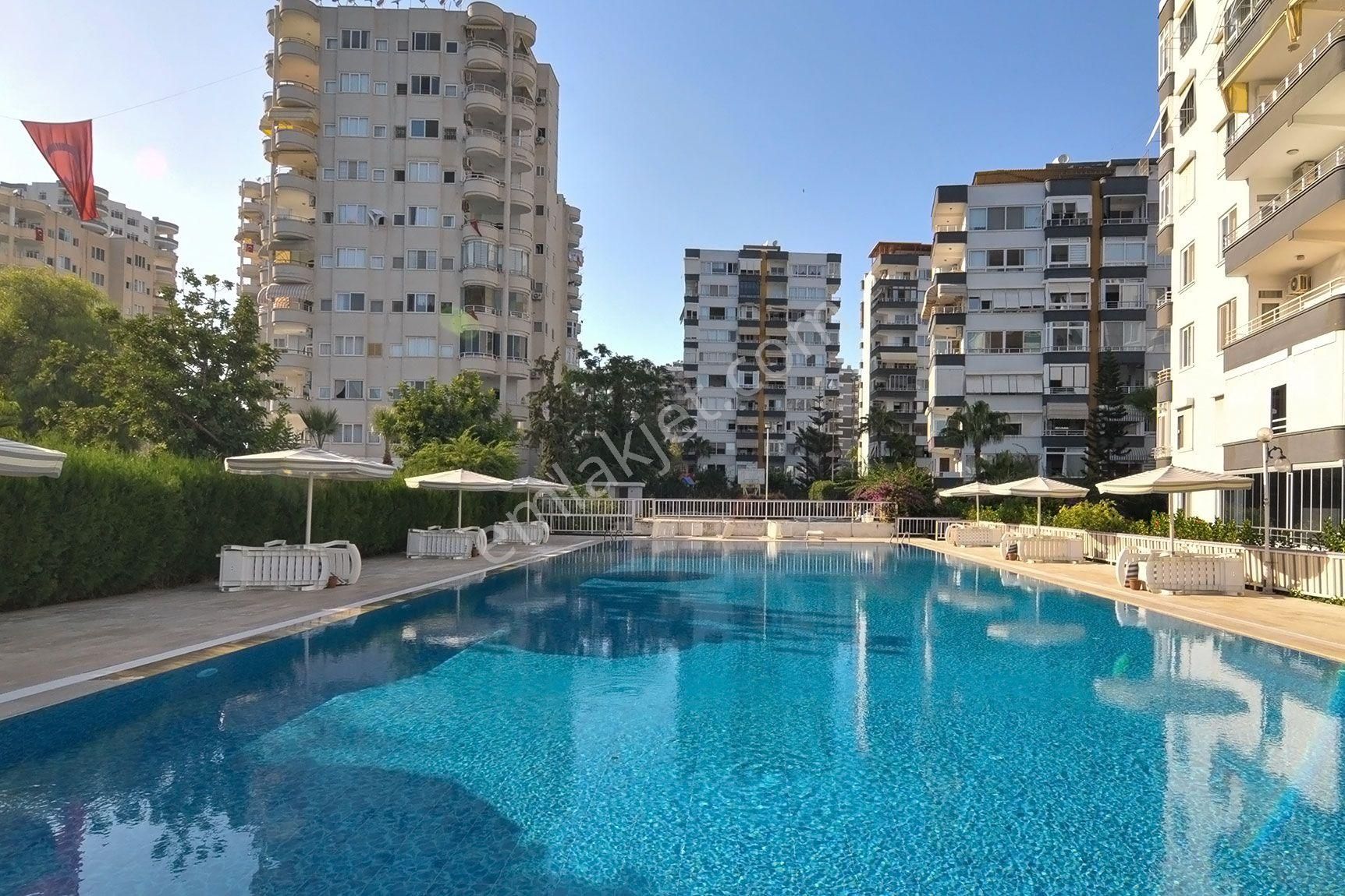 Tece'de Denize Sıfır Sitede Havuzlu Geniş Teraslı 4+1 Dubleks - Görsel 34