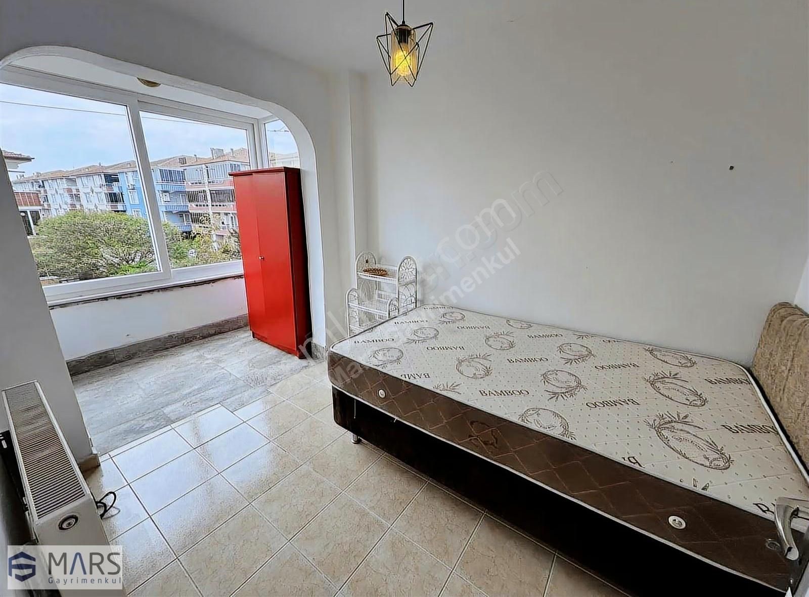 Sahile Yürüme Mesafesinde, Site İçerisinde, Tripleks Villa - Görsel 15