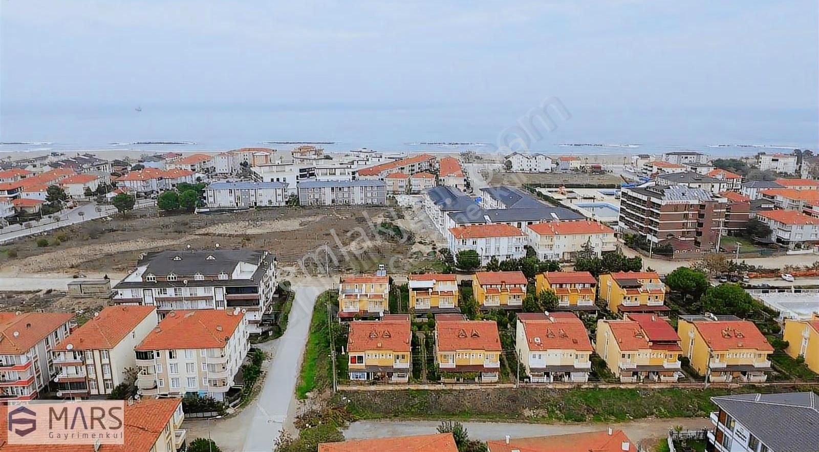 Sahile Yürüme Mesafesinde, Site İçerisinde, Tripleks Villa - Görsel 33