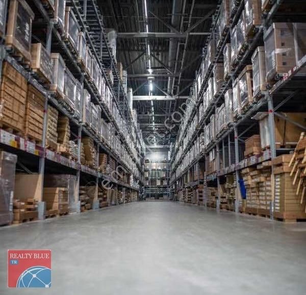 Gül Demirelden Tuzlada 25.000 M² Raflı Hazır Depo