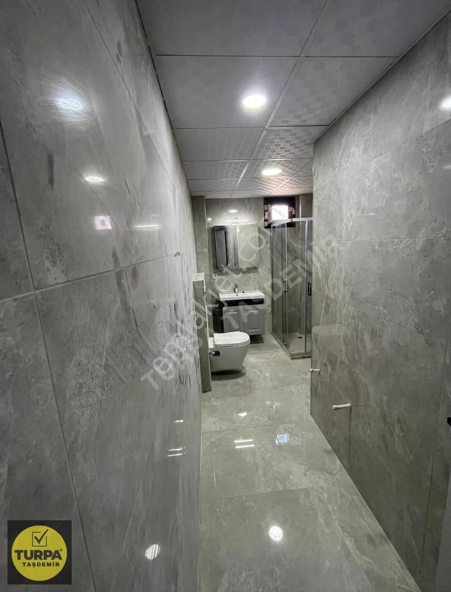 Menemen Uğur Mumcu Devlet Hast. Yakın Satılık 3+1 Fırsat Daire - Görsel 2