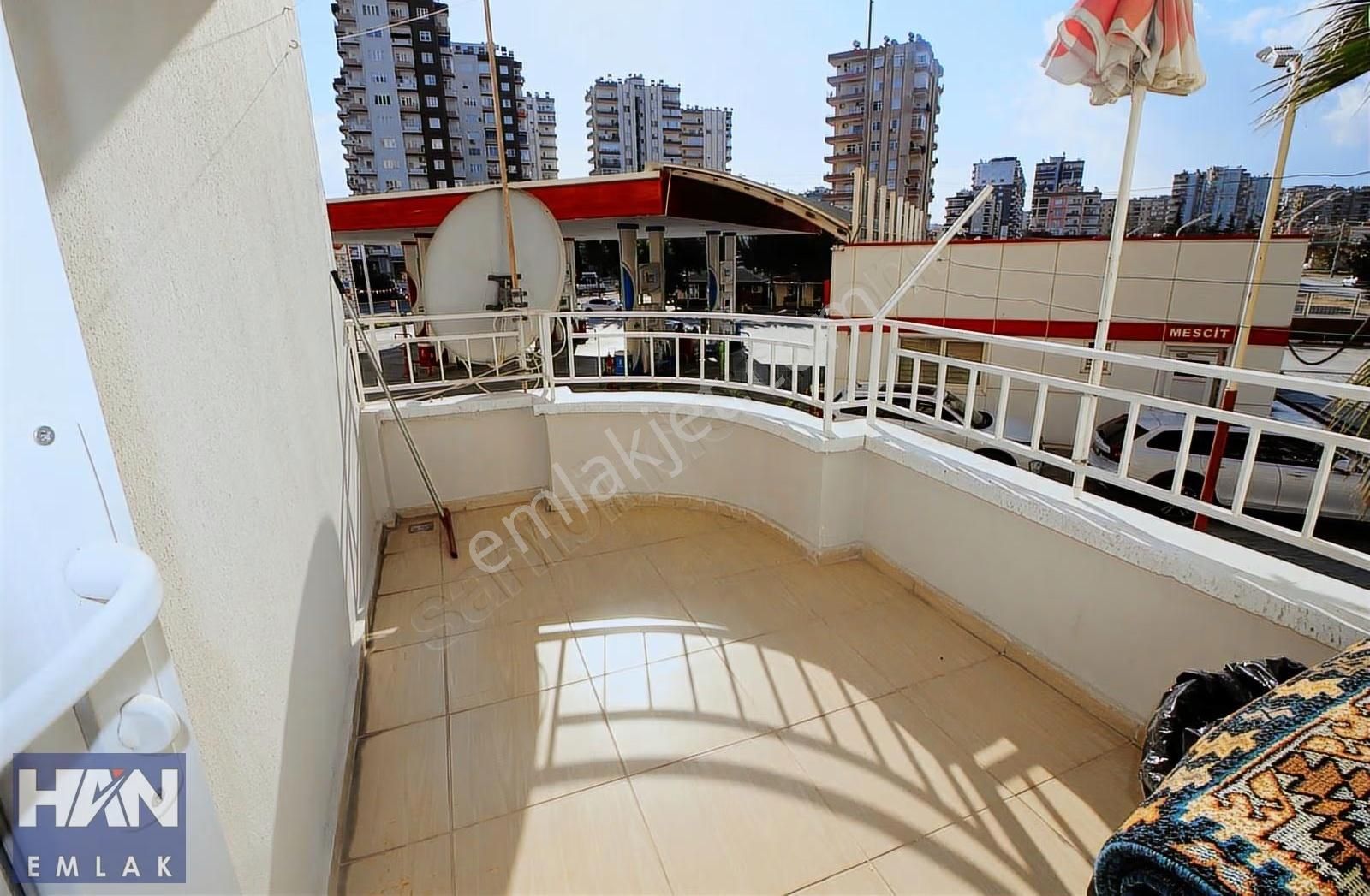 Han Emlak'tan 75.yıl Mahallesi 3+1 Geniş Masrafsız Satılık 3+1 - Görsel 4