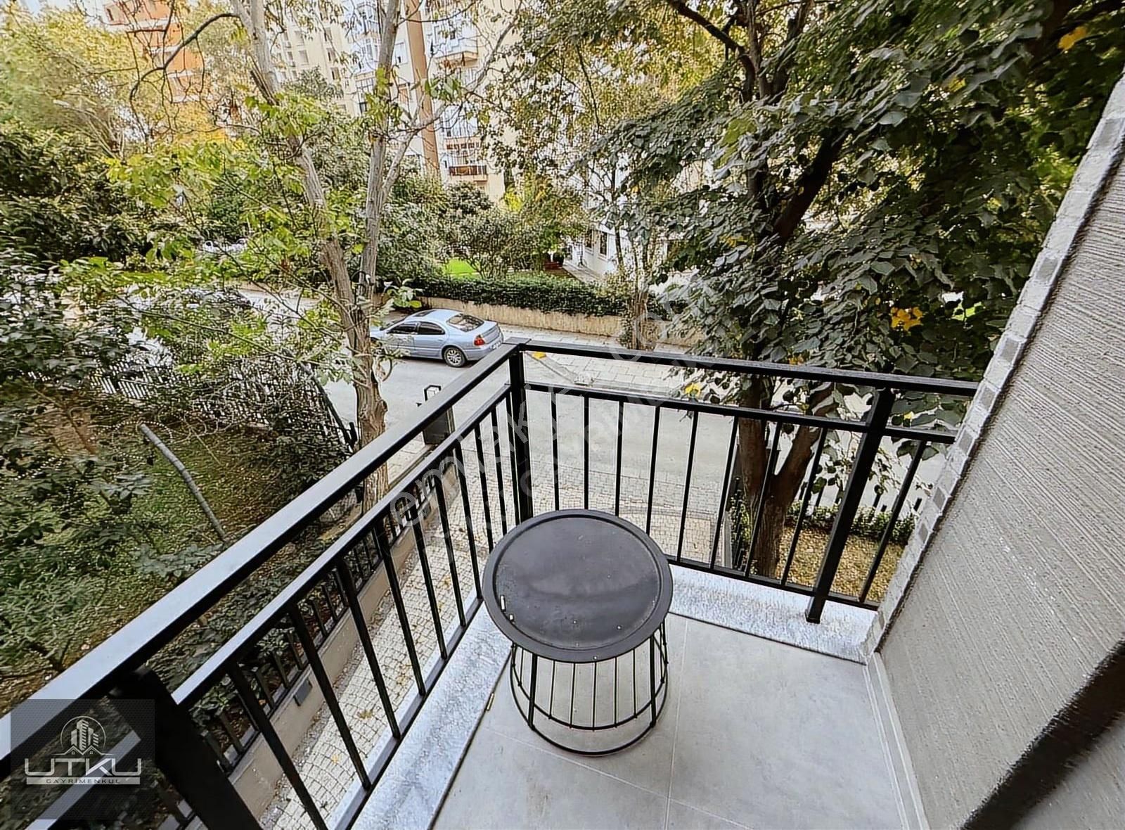 Utkudan Suadiyede Bağdata Yakın Ada Mutfaklı 110 M2 Satılık 2+1 - Görsel 2