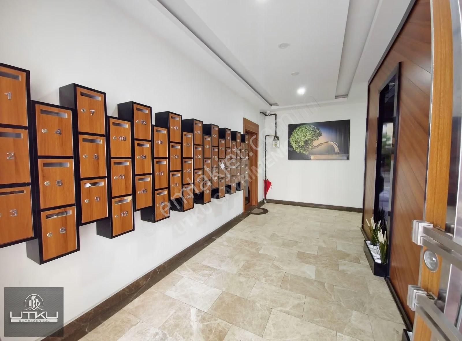 Utkudan Ayşekadın Metroya Yakın Havuzlu Balkonlu Satılık 3+1 - Görsel 9