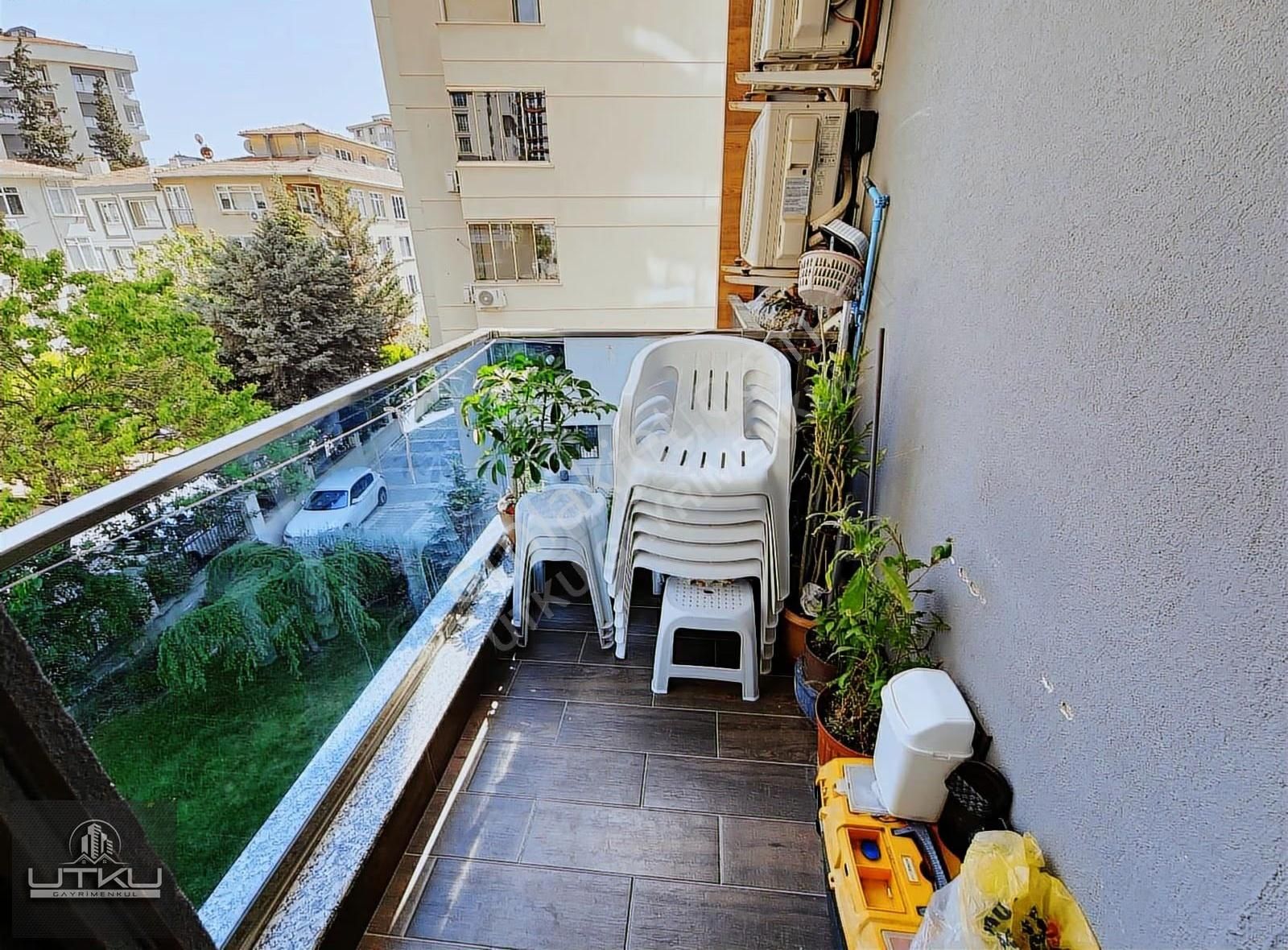 Utkudan Ayşekadın Metroya Yakın Havuzlu Balkonlu Satılık 3+1 - Görsel 16