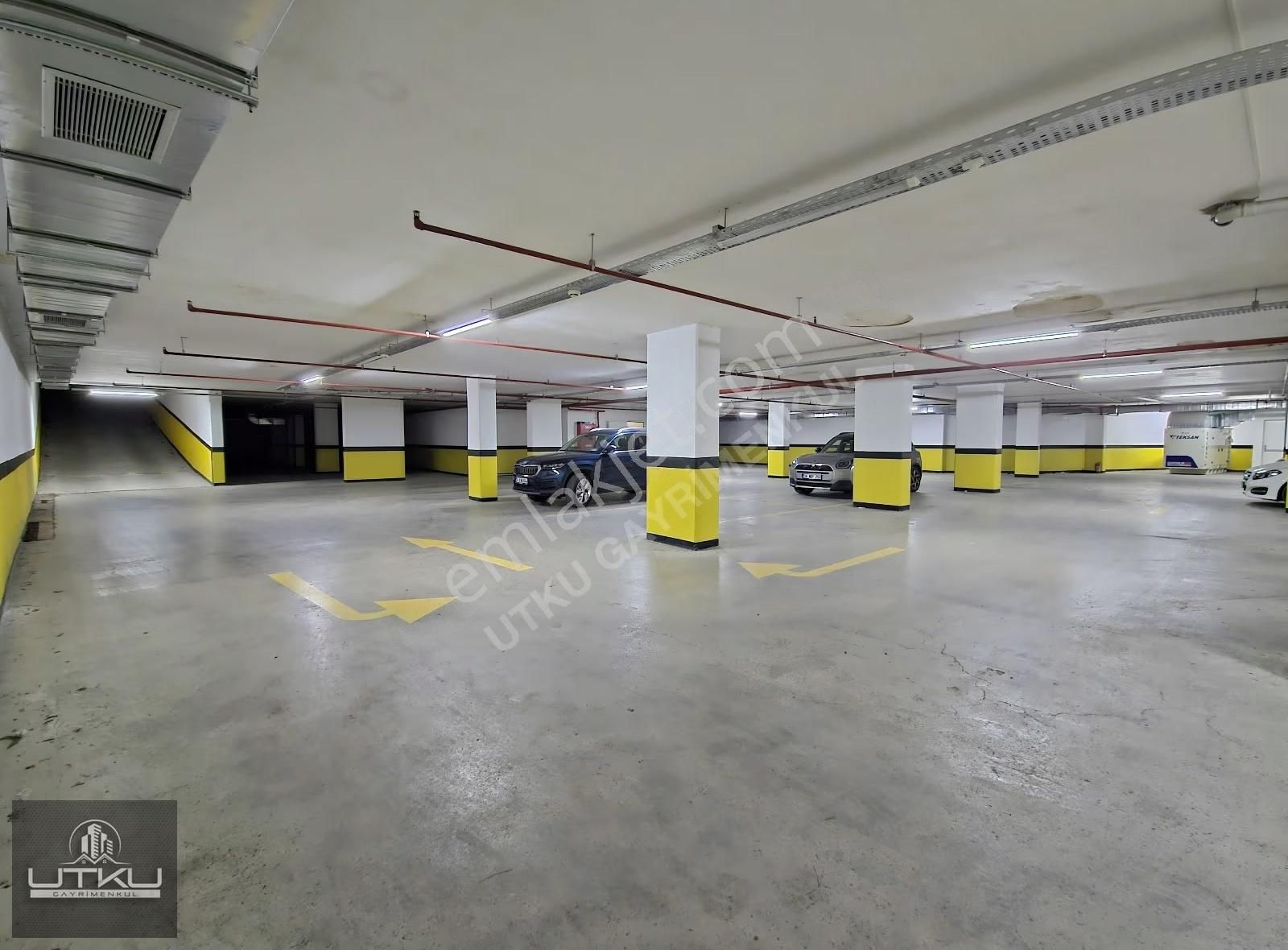 Utkudan Ayşekadın Metroya Yakın Havuzlu Balkonlu Satılık 3+1 - Görsel 25