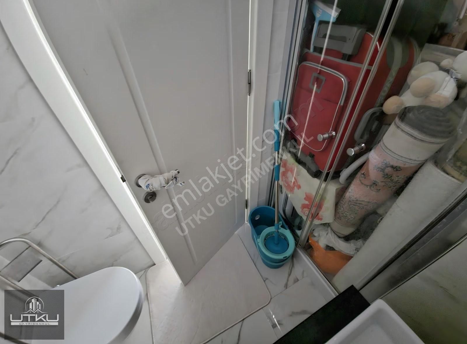 Utkudan Ayşekadın Metroya Yakın Havuzlu Balkonlu Satılık 3+1 - Görsel 7