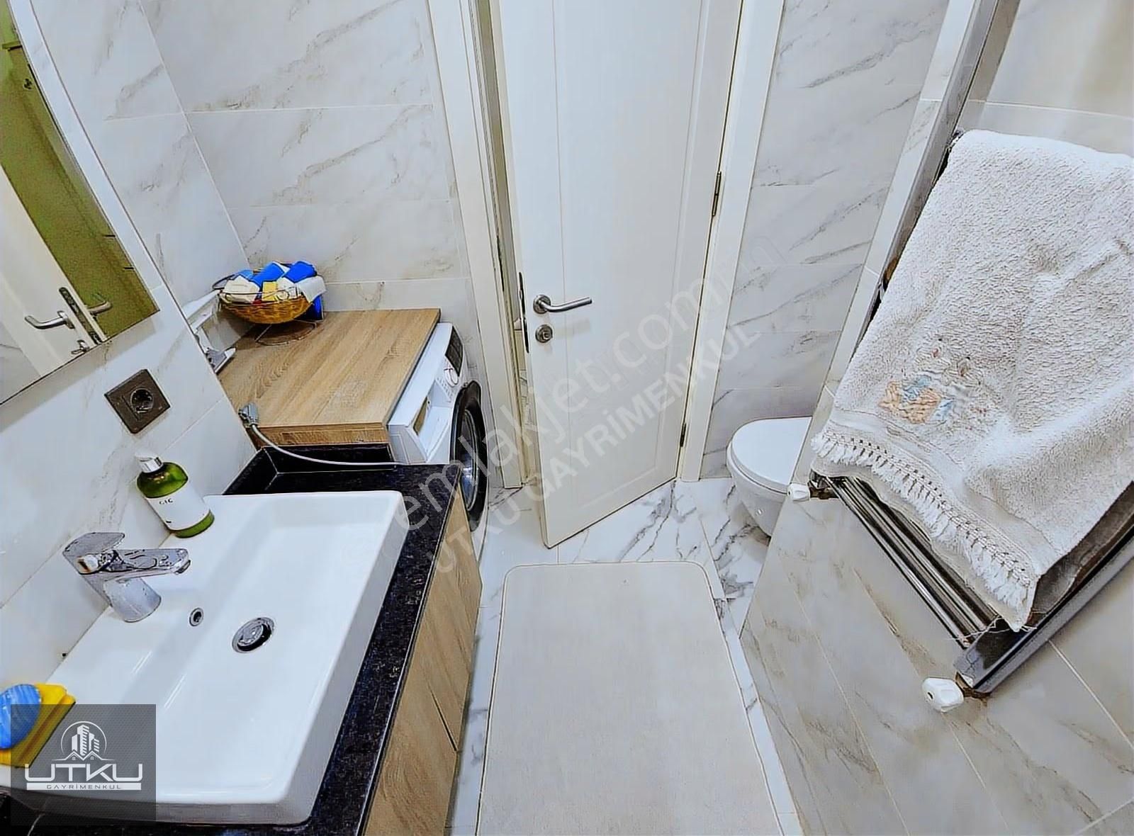 Utkudan Ayşekadın Metroya Yakın Havuzlu Balkonlu Satılık 3+1 - Görsel 14