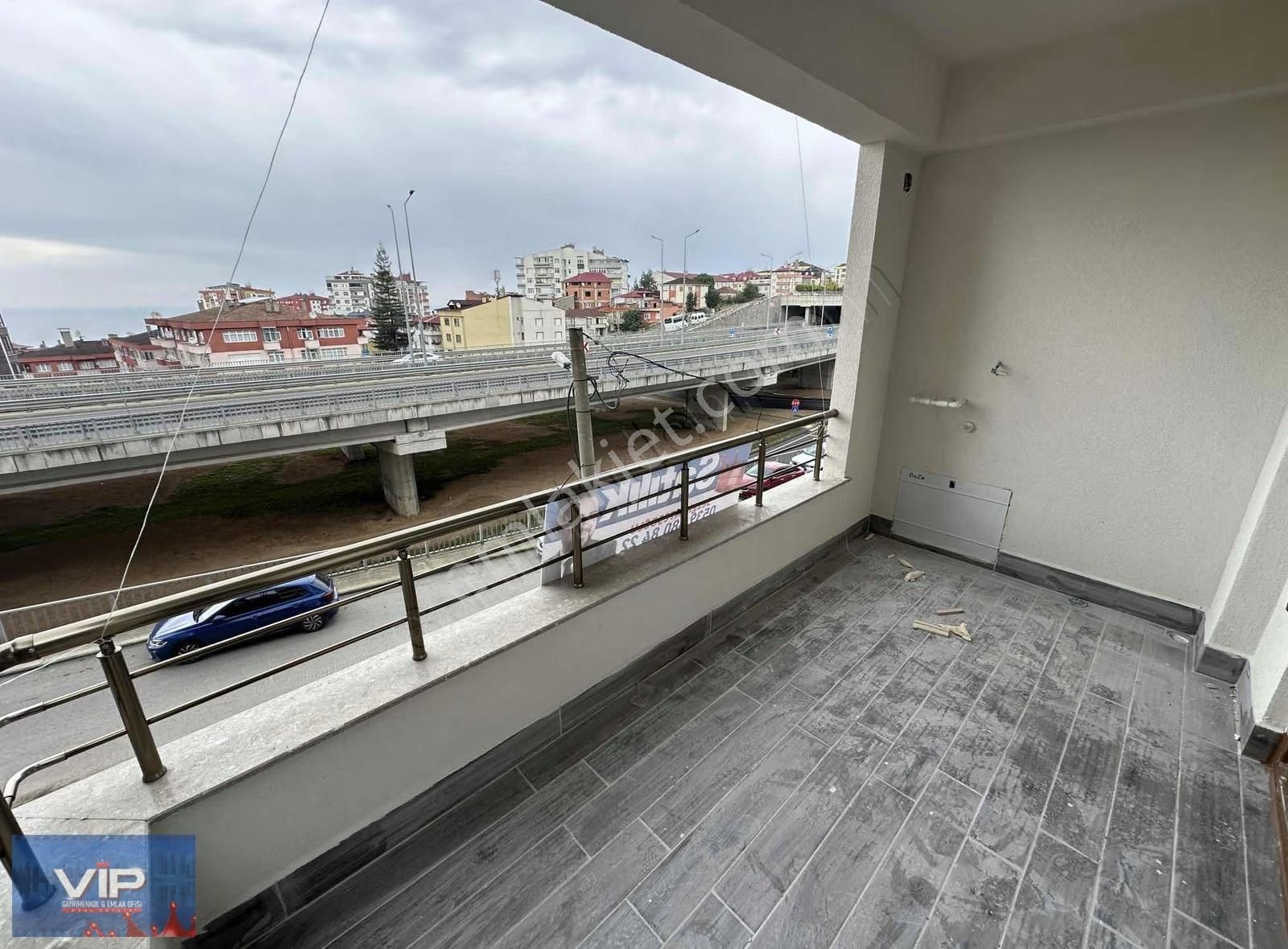Vip Real Estate 3 Nolu Erdoğdu Merkezi Konumda 3+1 Daire - Görsel 9