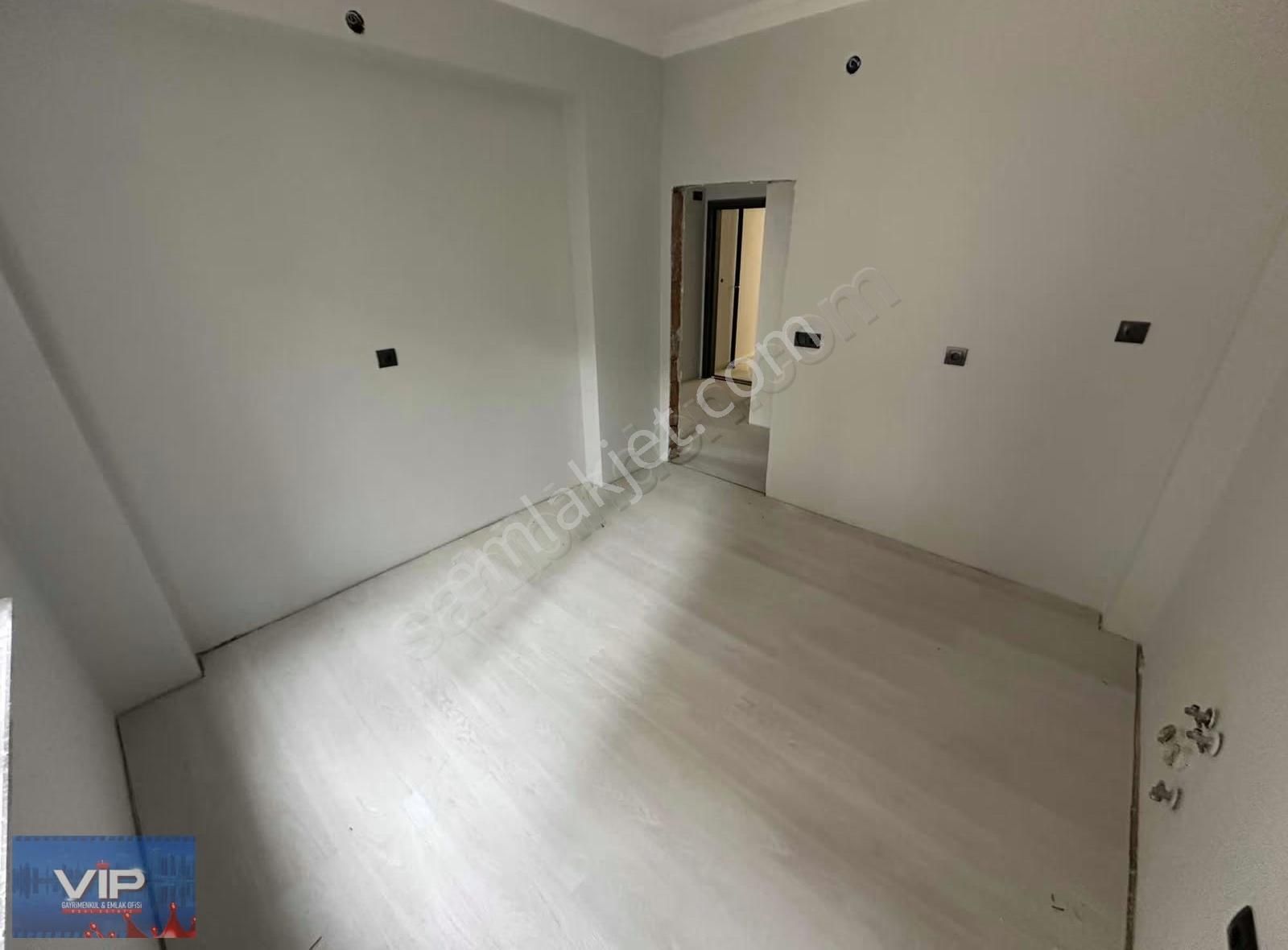 Vip Real Estate 3 Nolu Erdoğdu Merkezi Konumda 3+1 Daire - Görsel 2