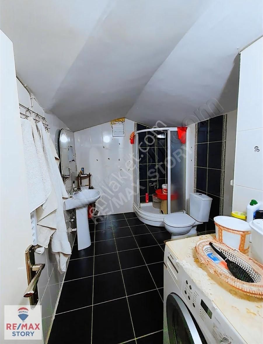 Çayırova Özgürlük Mah. 4+1 Dubleks 175 M² Asansörlü İskanlı - Görsel 3