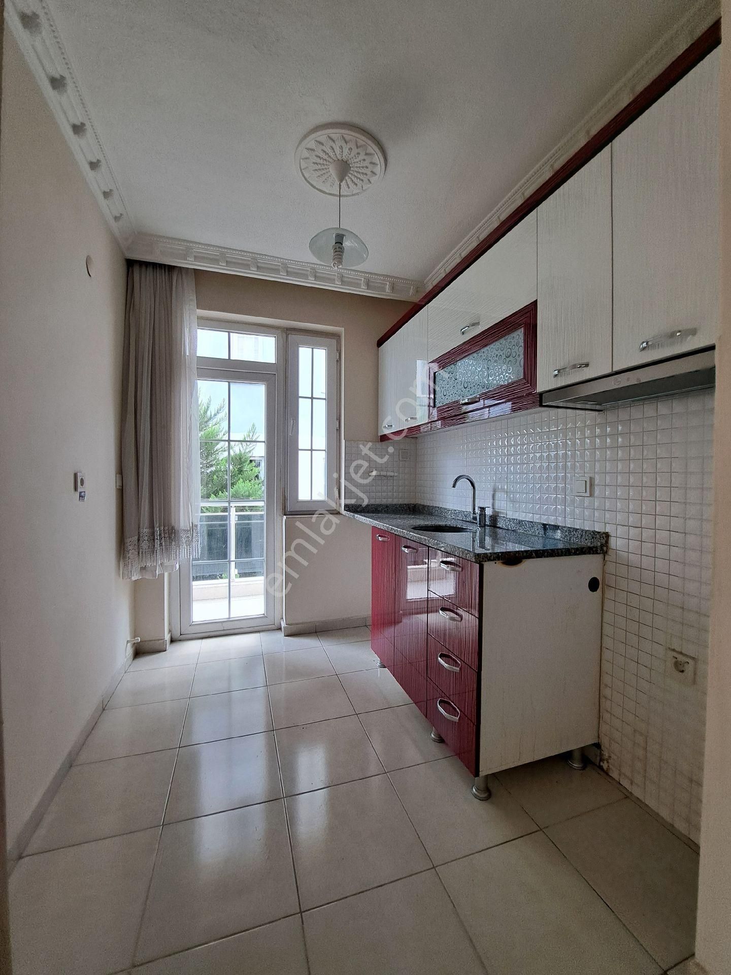 Sahibinden 1.kat Merkez Dutlubahçede - Görsel 5