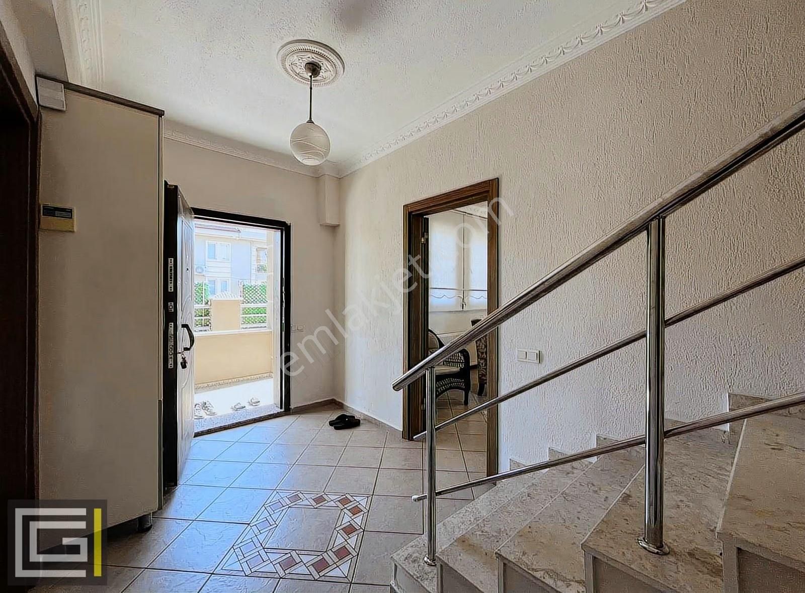 Fethibey Parkına Yakın Otoparklı Havuzlu 5+1 Kiralık Villa - Görsel 28