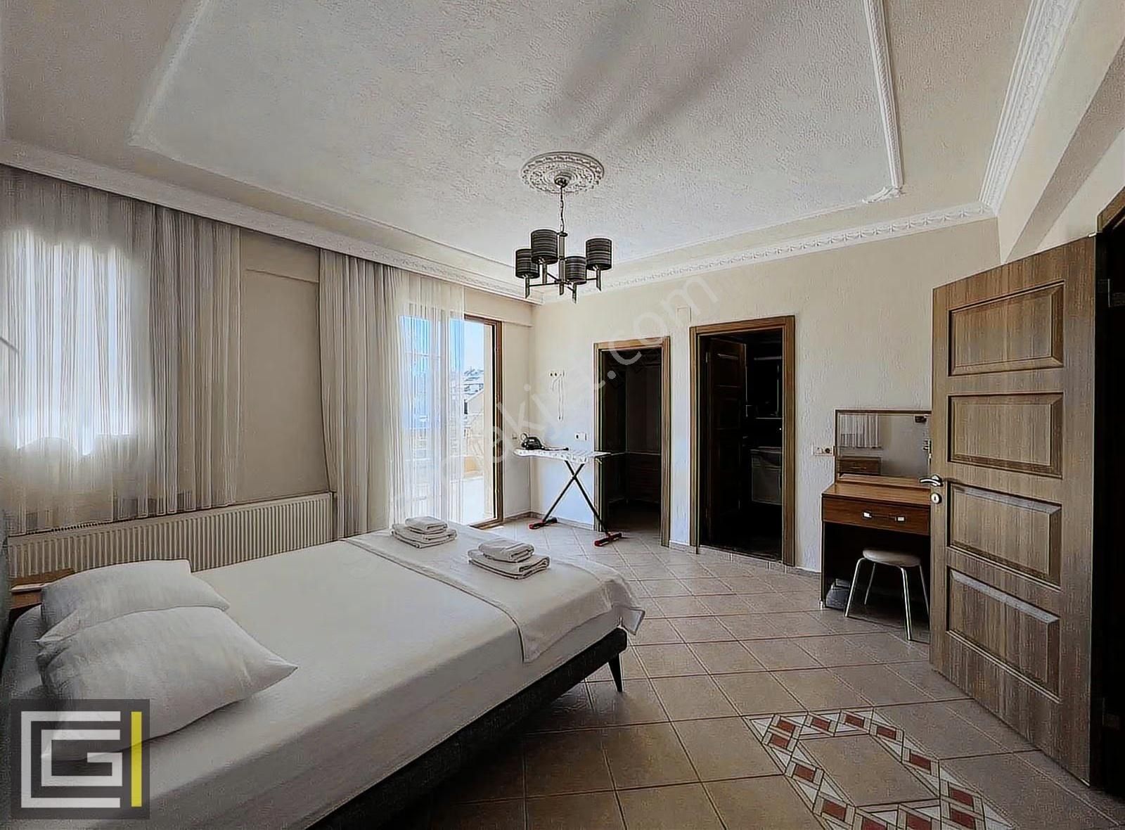 Fethibey Parkına Yakın Otoparklı Havuzlu 5+1 Kiralık Villa - Görsel 26