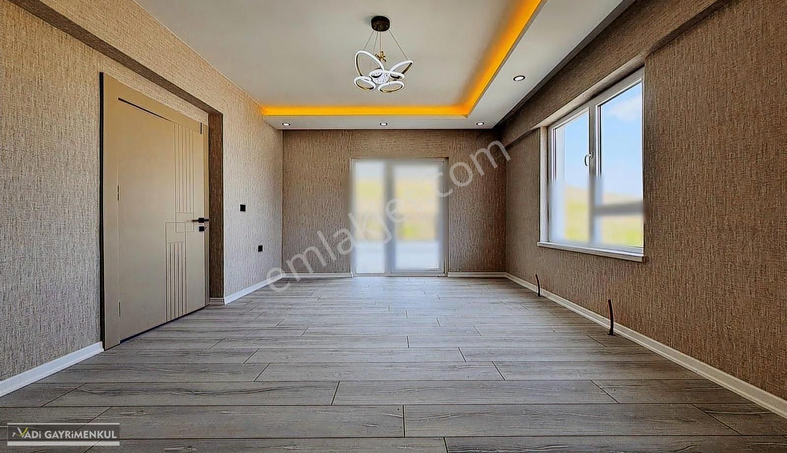 Vadi'den Karakayada Sıfır Lüks Yapı Katta Teras Balkonlu 3+1 - Görsel 31