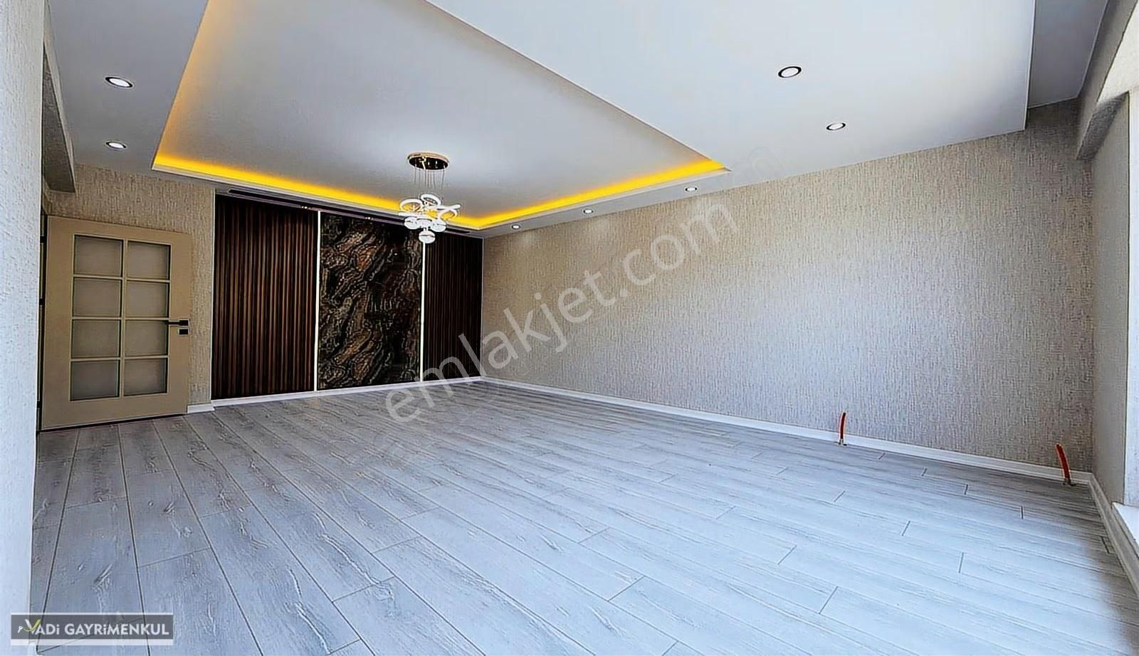 Vadi'den Karakayada Sıfır Lüks Yapı Katta Teras Balkonlu 3+1 - Görsel 21