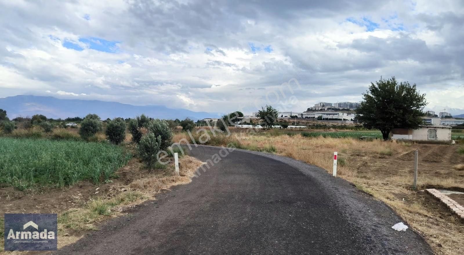 Menemen Ahıhıdır Kiralık Arazi Her İş Koluna Uygun Depo Alanı