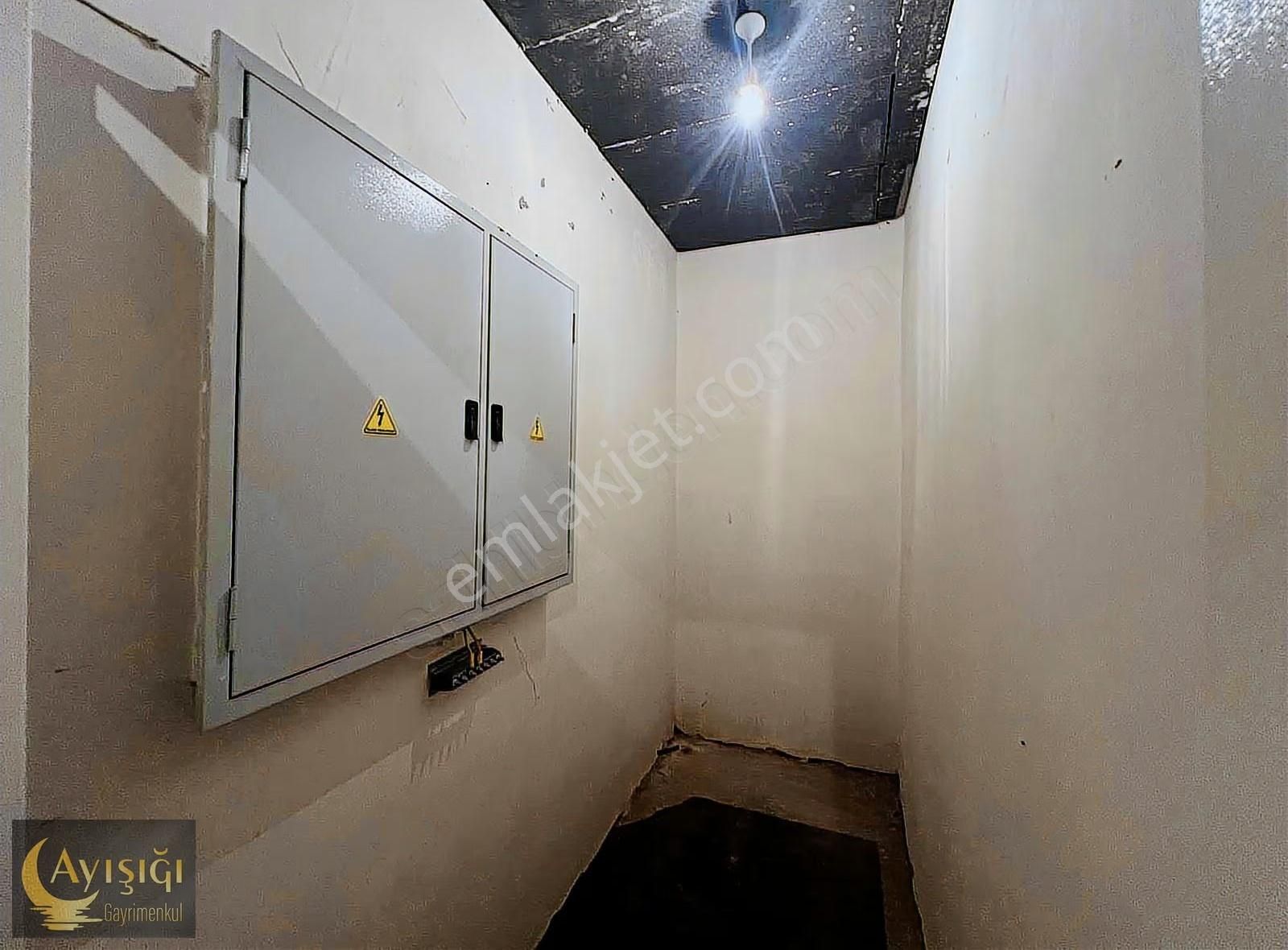 Tuzla Şifa Mh. 4+1 İskanlı 10yaşında 180m² Satılık Daire - Görsel 2