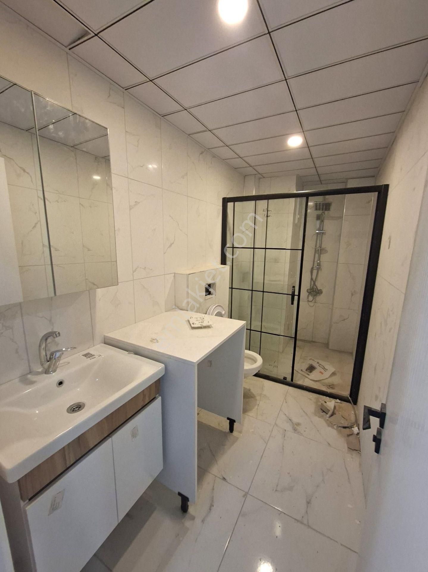 Recep Ümit Emlak'tan Gazi Yakup Satar Caddesi Yakınında Satılık Ebeveyn Banyolu 3+1 Ferah Daire - Görsel 31