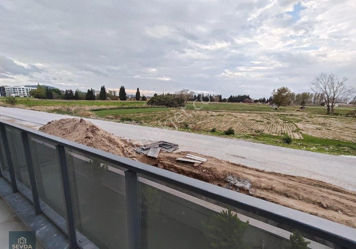 Bahçelievler De Havuzlu Sitede 2+1 Ayrı Mutfak Satılık Daire - Görsel 27