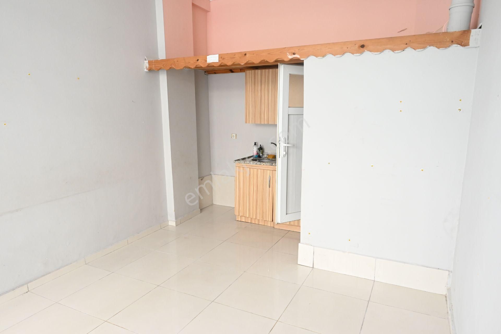 Üstünkent Emlak'tan Yatırımlık Satılık Dükkan İş Yeri - Görsel 8