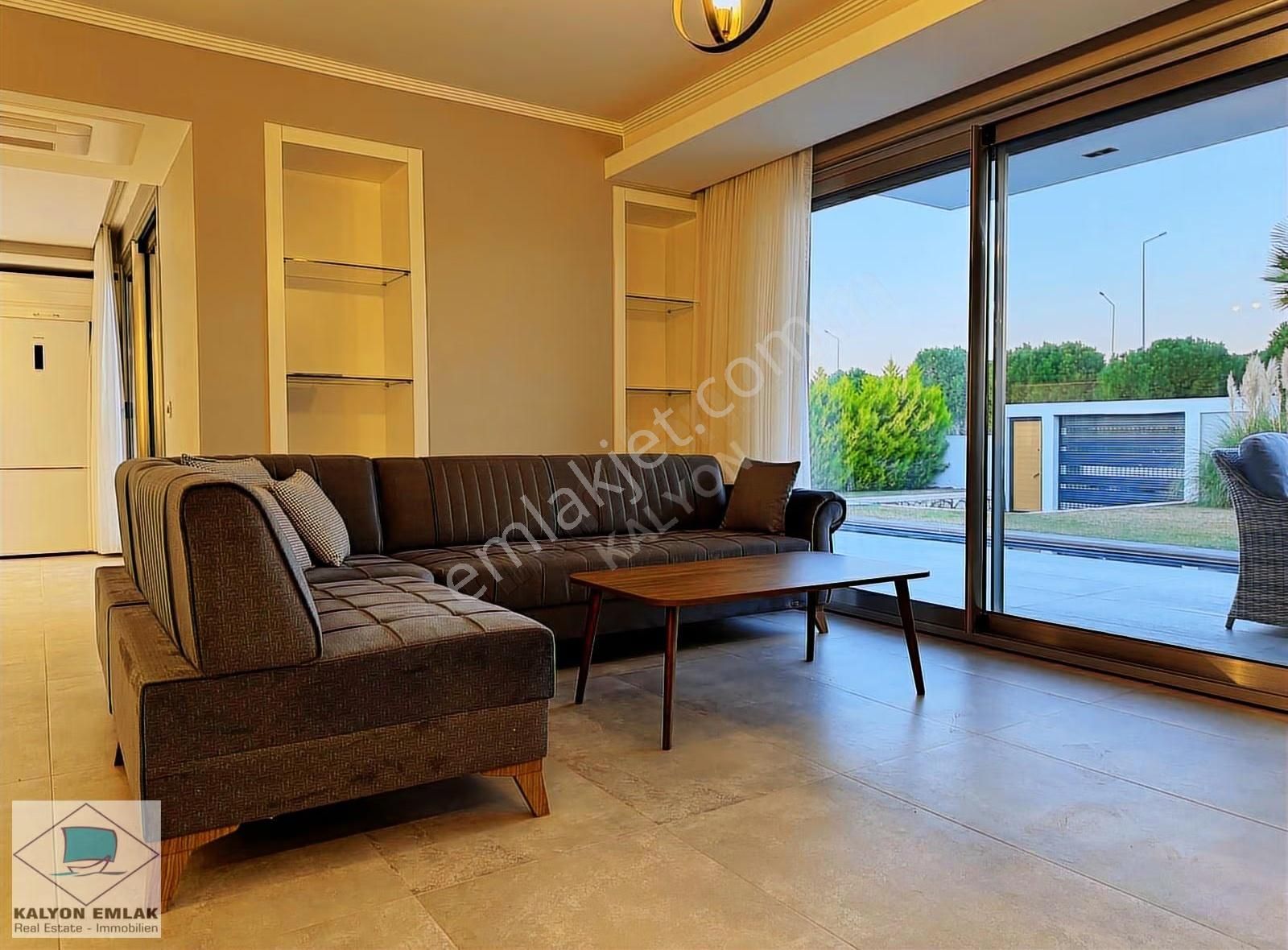 Çeşme Ilıca Mamurbaba'da Yıllık Kiralık Ultra Lüx Müstakil Villa - Görsel 14