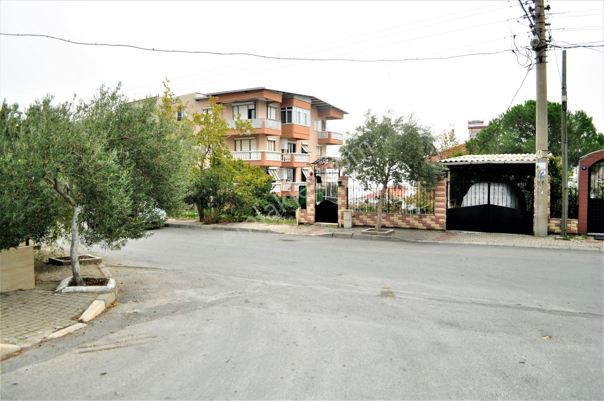 Bornova Atatürk Mahallesi Türkay Caddesinde Satılık İmarlı Arsa - Görsel 27